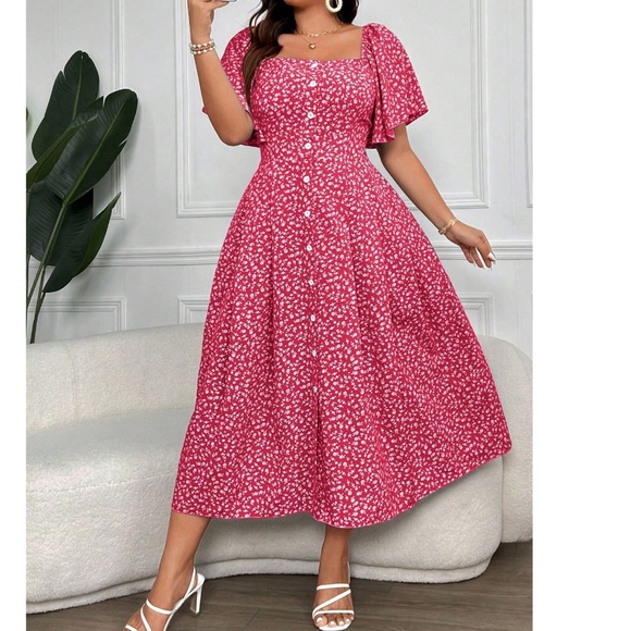 Plus Floral Print Button Butterfly Sleeve Dress - Picture 7 of 7